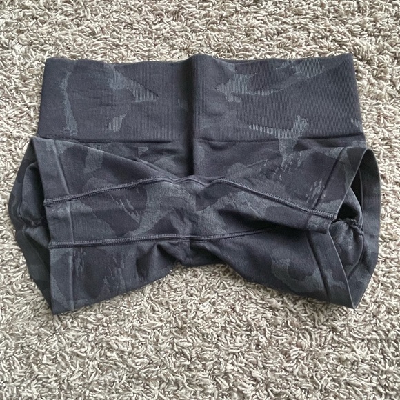 NWOT Gymshark Adapt Shorts - Picture 3 of 6